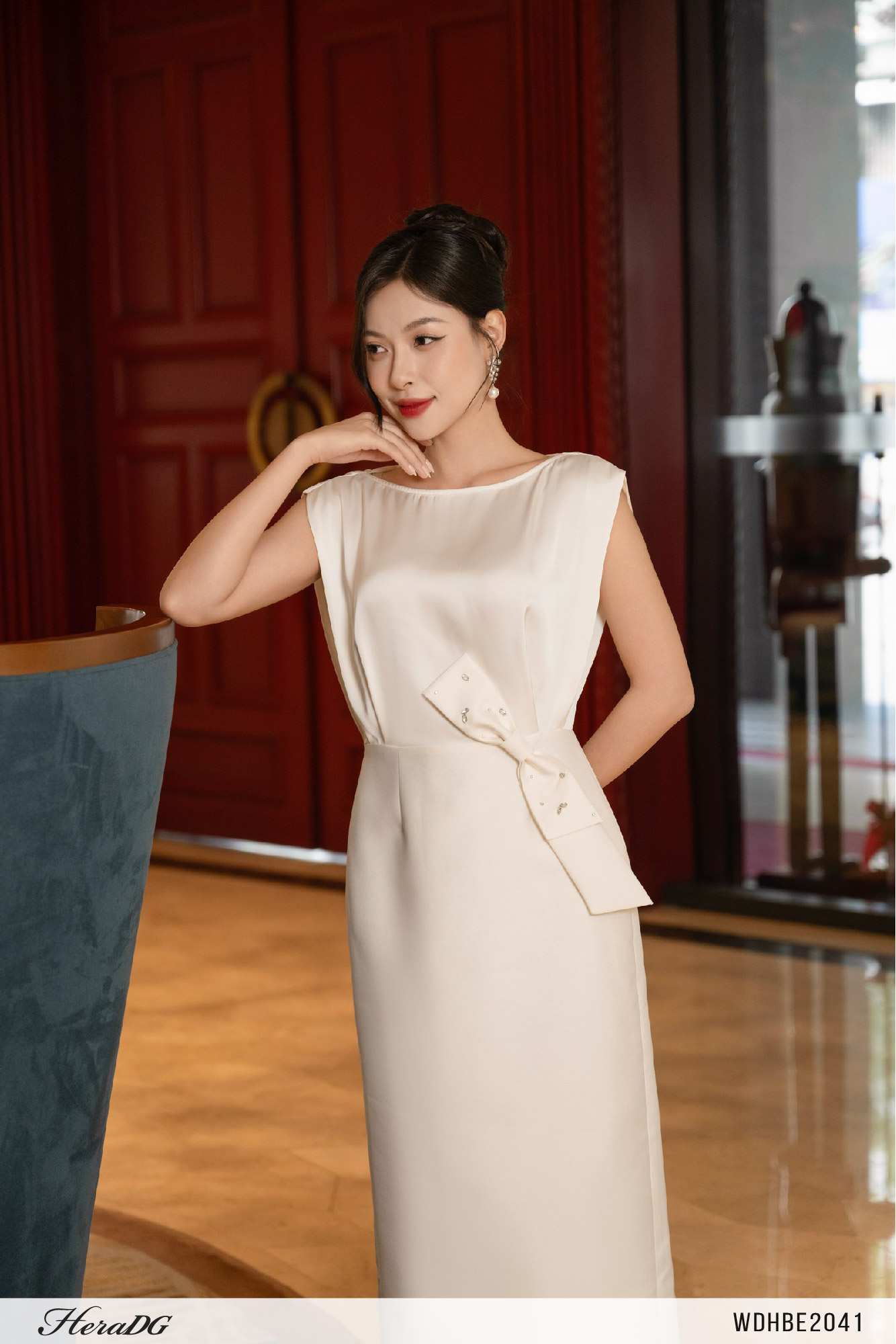 Ảnh của Đầm tafta phối lụa đính nơ eo